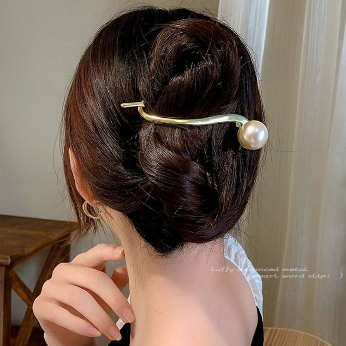 Elegant Glitter Pearl Hair Cli - Korean Girls Lifestyle 리뷰 및 가격