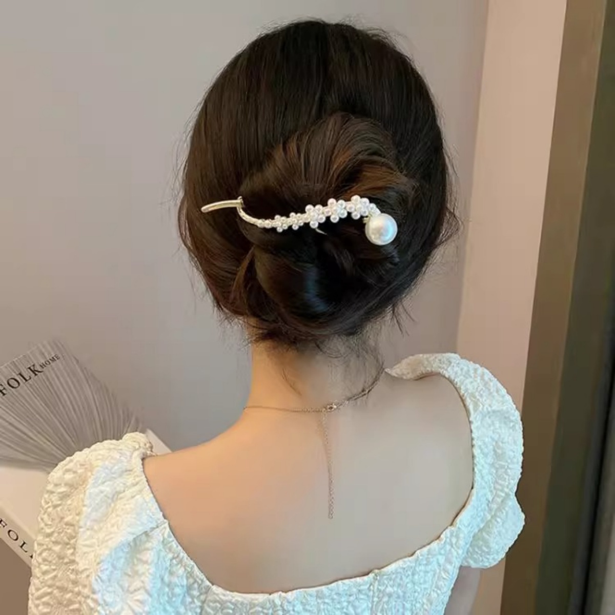 Elegant Glitter Pearl Hair Cli - Korean Girls Lifestyle 리뷰 및 가격